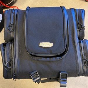 Kuryakyn Momentum Road Warrior Bag